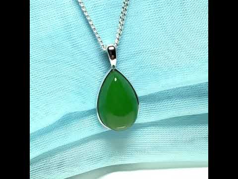 Real jade necklace teardrop pear necklace white gold pendant with a chain