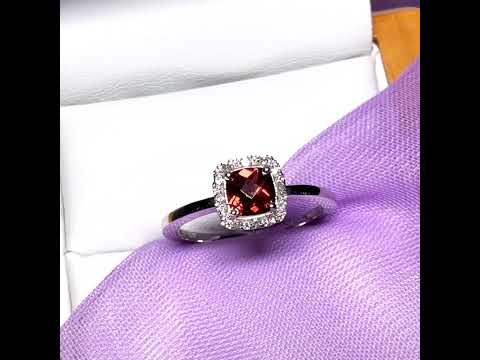Video of a White gold real garnet and diamond cluster ring