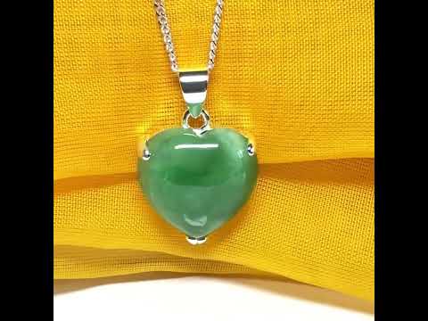 real green jade necklace
