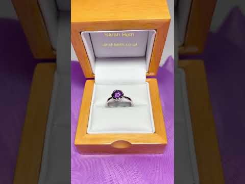 Real amethyst dress ring ladies fancy flower edged round