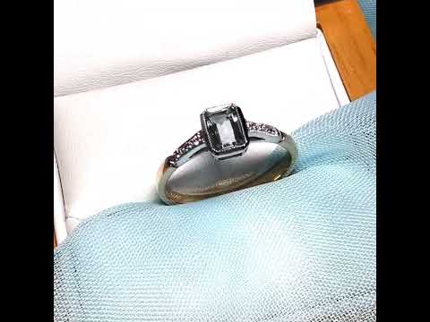 Real aquamarine and diamond yellow gold squared dress ring