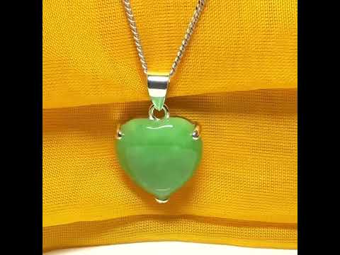 A gorgeous real green jade necklace heart shaped sterling silver, exquisitely designed pendant with chain