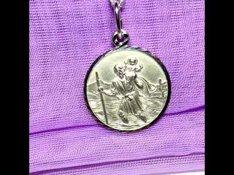 Sterling silver round St. Christopher including chain 22 mm