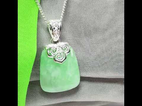 Real jade necklace green patterned sterling silver