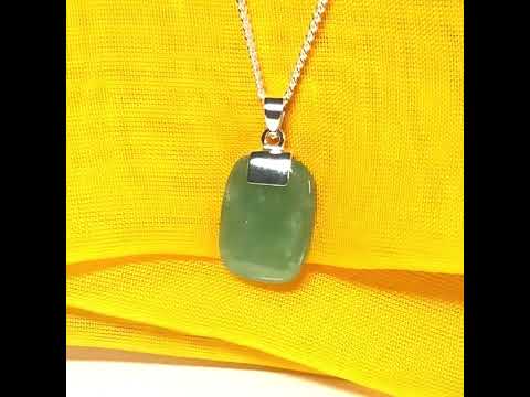 A real green jade necklace cushion shape stone sterling silver chain included losange shaped pendant