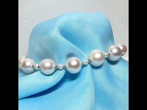 Video of a real pearl bracelet freshwater with a feature sterling silver clasp