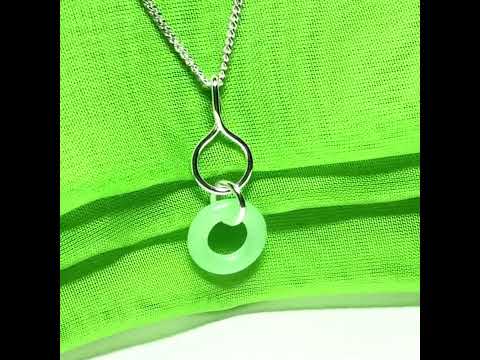 Video of a Real Green Jade Silver Round Necklace Pendant