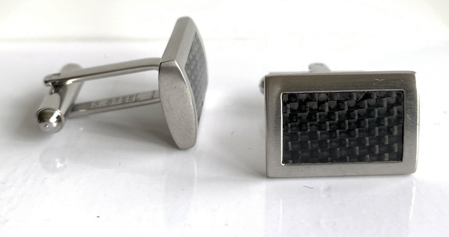 Rectangle cufflinks with a carbon fibre designed patterned stainless steel