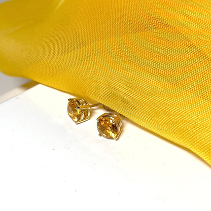 Round dark citrine yellow gold earrings