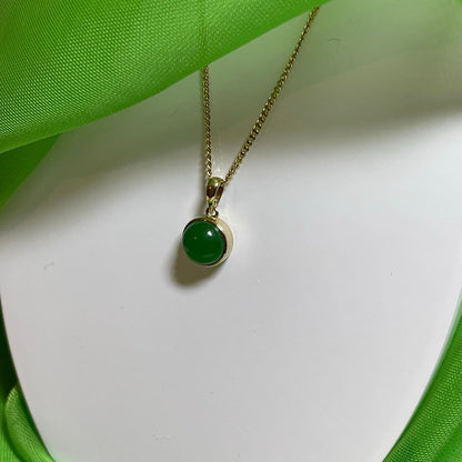 Round Green Jade Yellow Gold Necklace