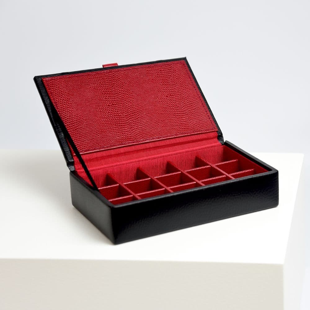 70907 Dulwich Designs Black 15pc cufflink box with Red lining