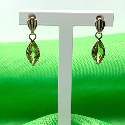 Peridot yellow gold marquise drop earrings