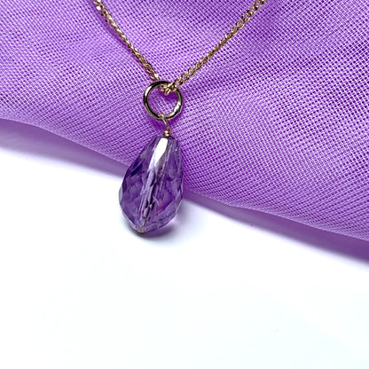 Small Tear Drop Yellow Gold Pear Shaped Amethyst Necklace Pendant