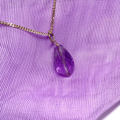 Small Tear Drop Yellow Gold Pear Shaped Amethyst Necklace Pendant