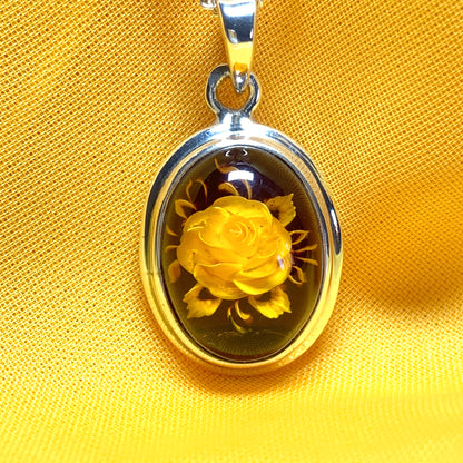 Sterling Silver Cameo Rose Oval Amber Necklace