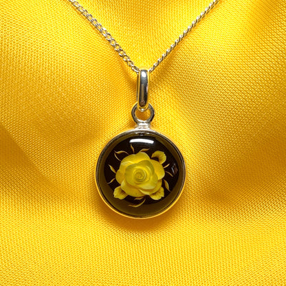 Sterling Silver Cameo Rose Round Amber Necklace